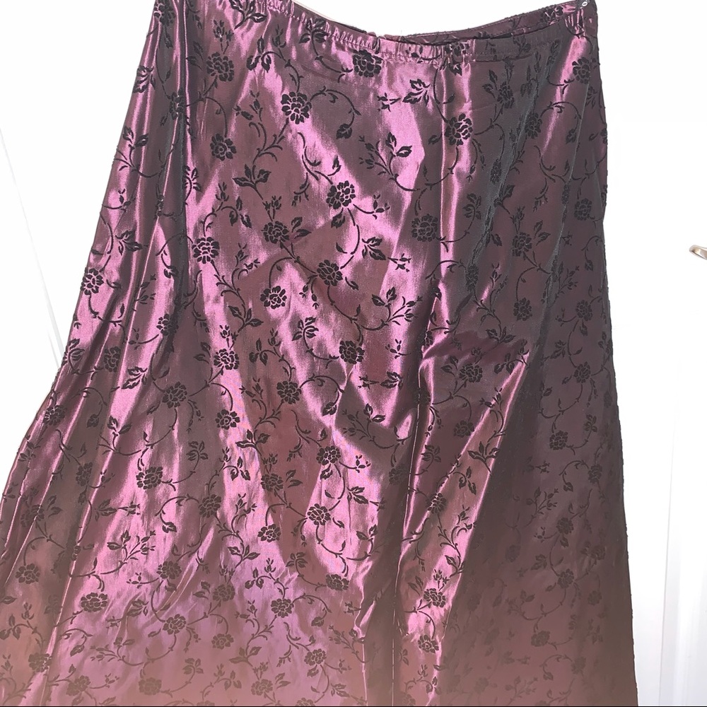 Iridescent Floor-Length Skirt 💜Vintage💜
